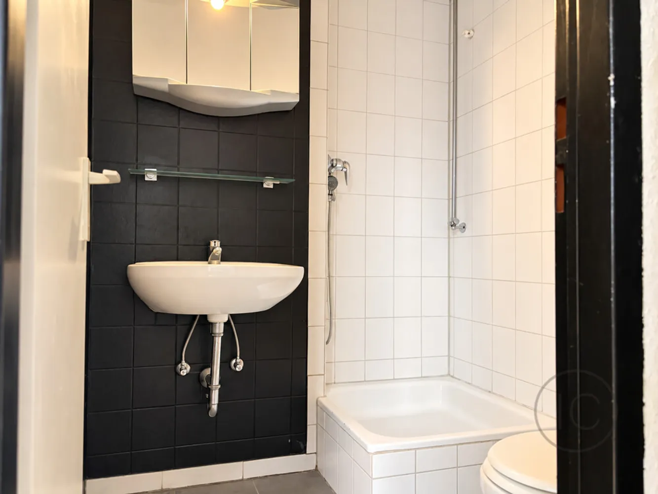 2 room apartment with 38 m² in Cologne – Photo 4