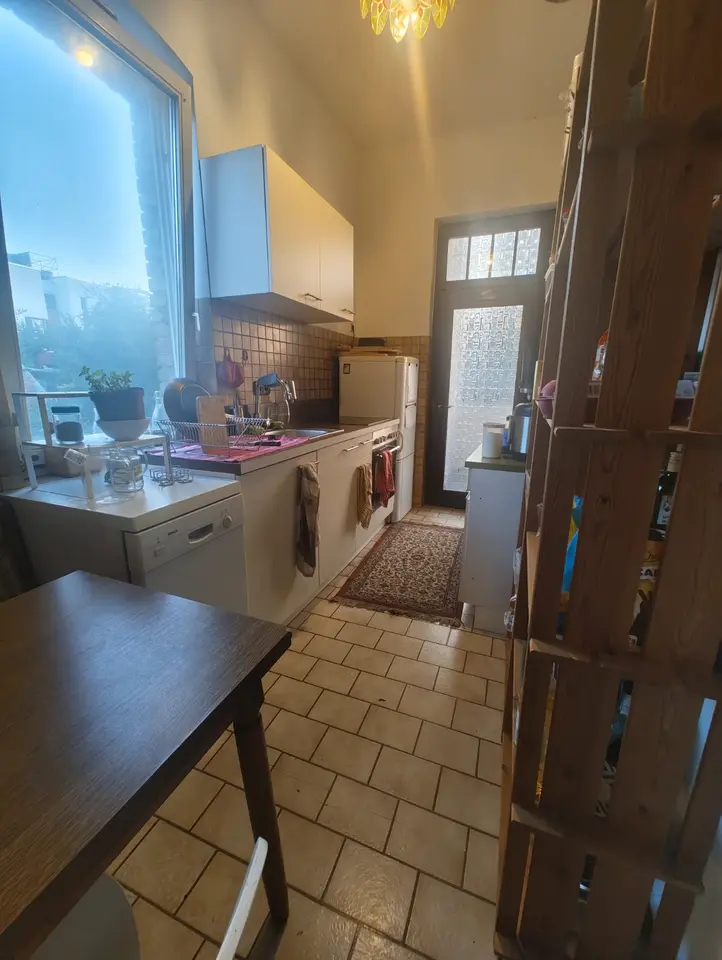 Shared room with 80 m² in Stuttgart – Photo 3