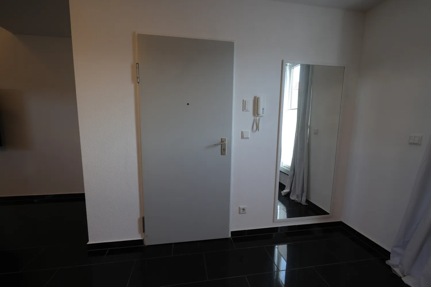 2 Zimmer Wohnung mit 94 m² in Oberhausen – Bild 12