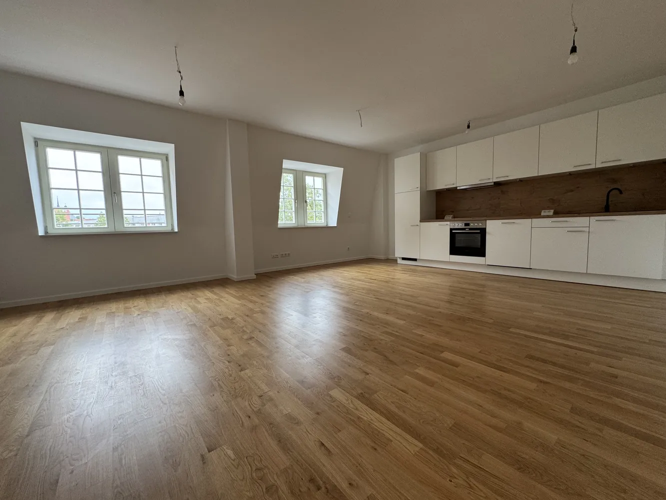 2 Zimmer Wohnung mit 65 m² in Halle (Saale) – Bild 1