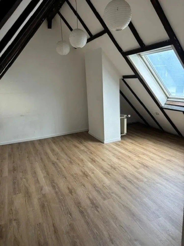 3 Zimmer Wohnung mit 76 m² in Köln – Bild 9