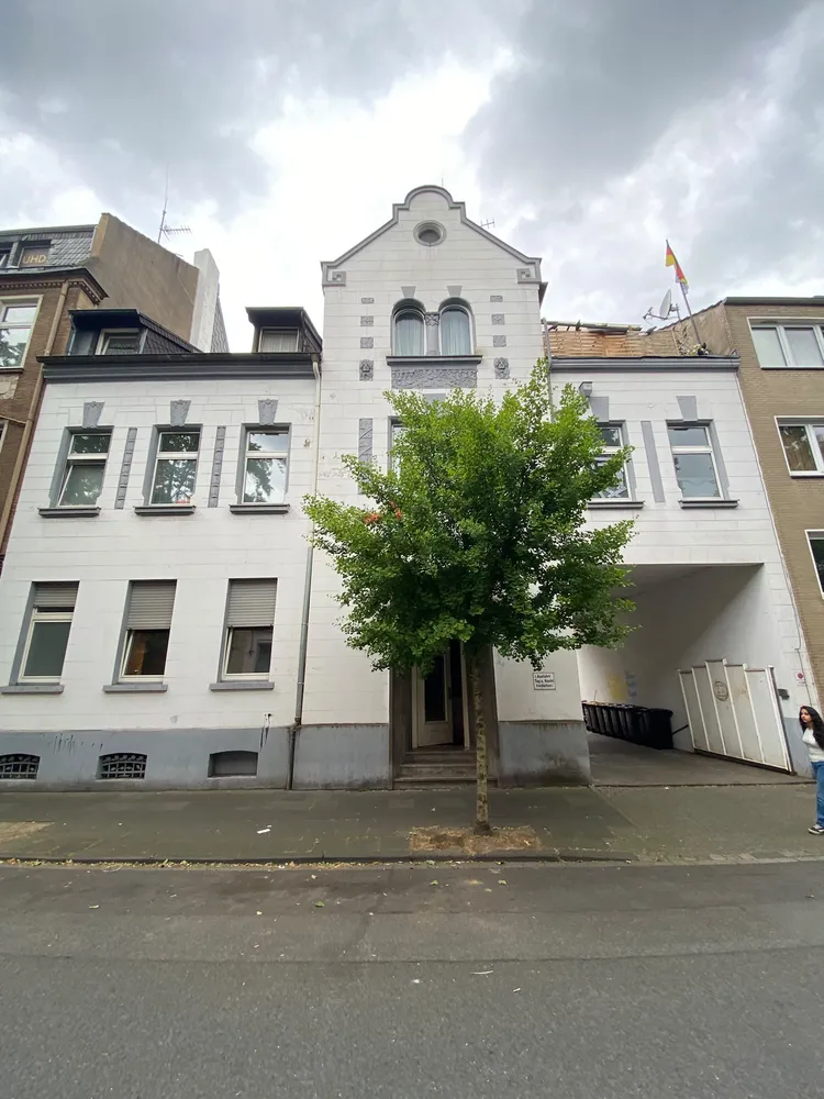 3 Zimmer Wohnung mit 110 m² in Duisburg – Bild 1