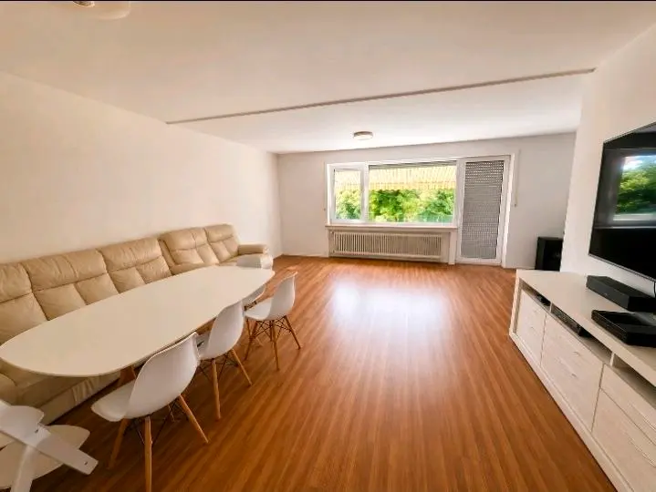 5 Zimmer Wohnung mit 125 m² in Kassel – Bild 2