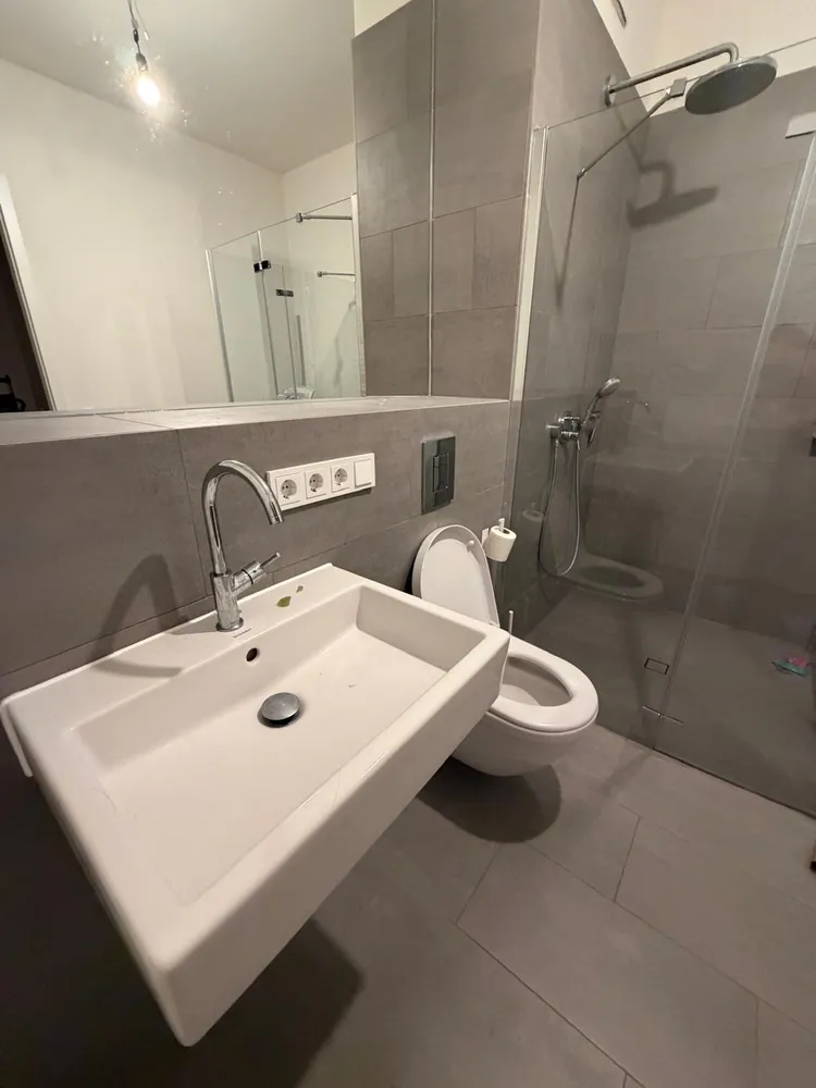 2 Zimmer Wohnung mit 70 m² in Berlin – Bild 9