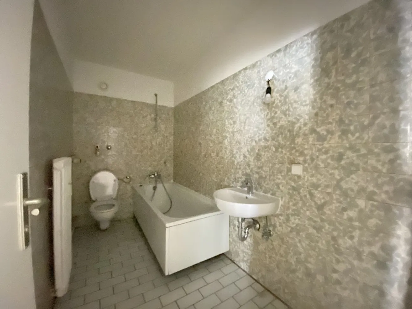 2 Zimmer Wohnung mit 83 m² in Berlin – Bild 8