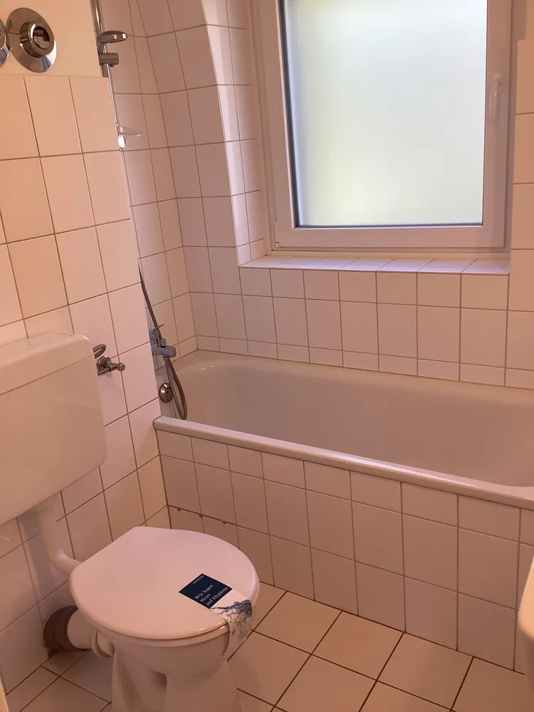 2 Zimmer Wohnung mit 42 m² in Lübeck – Bild 10