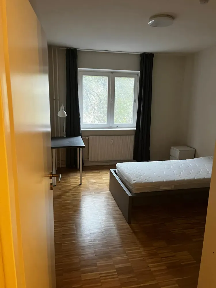 Shared room with 12 m² in Berlin – Photo 5