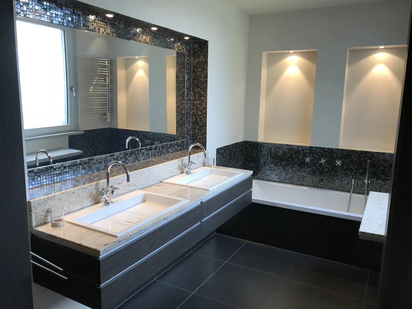 4 Zimmer Wohnung mit 98 m² in Frankfurt am Main – Bild 6
