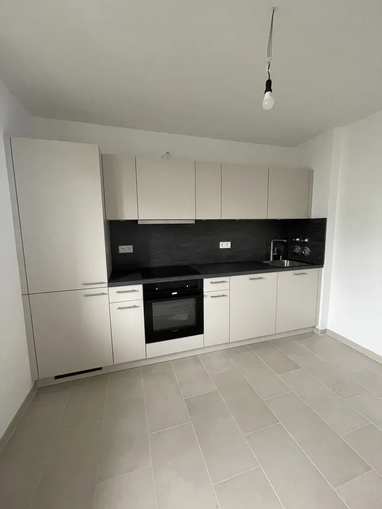 3 Zimmer Wohnung mit 80 m² in München – Bild 2