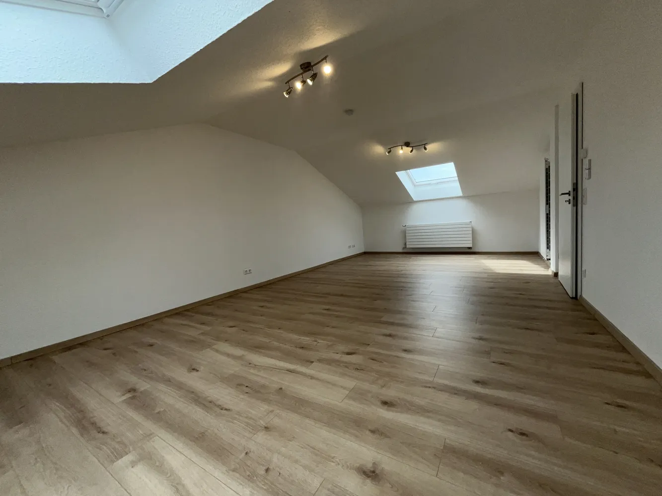 1 Zimmer Wohnung mit 26 m² in Karlsruhe – Bild 1