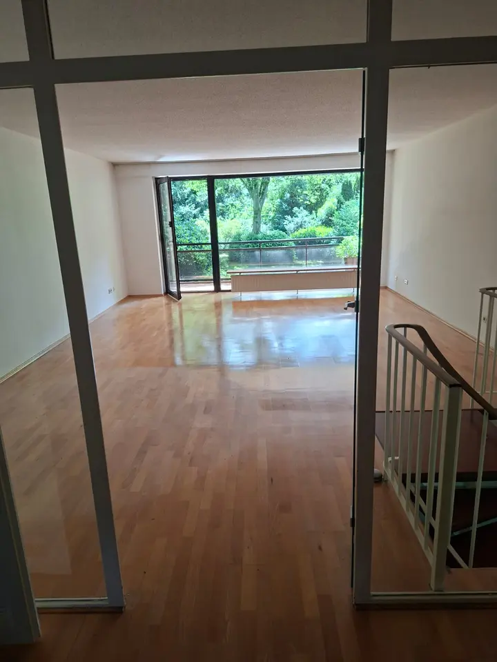 4 Zimmer Wohnung mit 122 m² in Ratingen – Bild 2