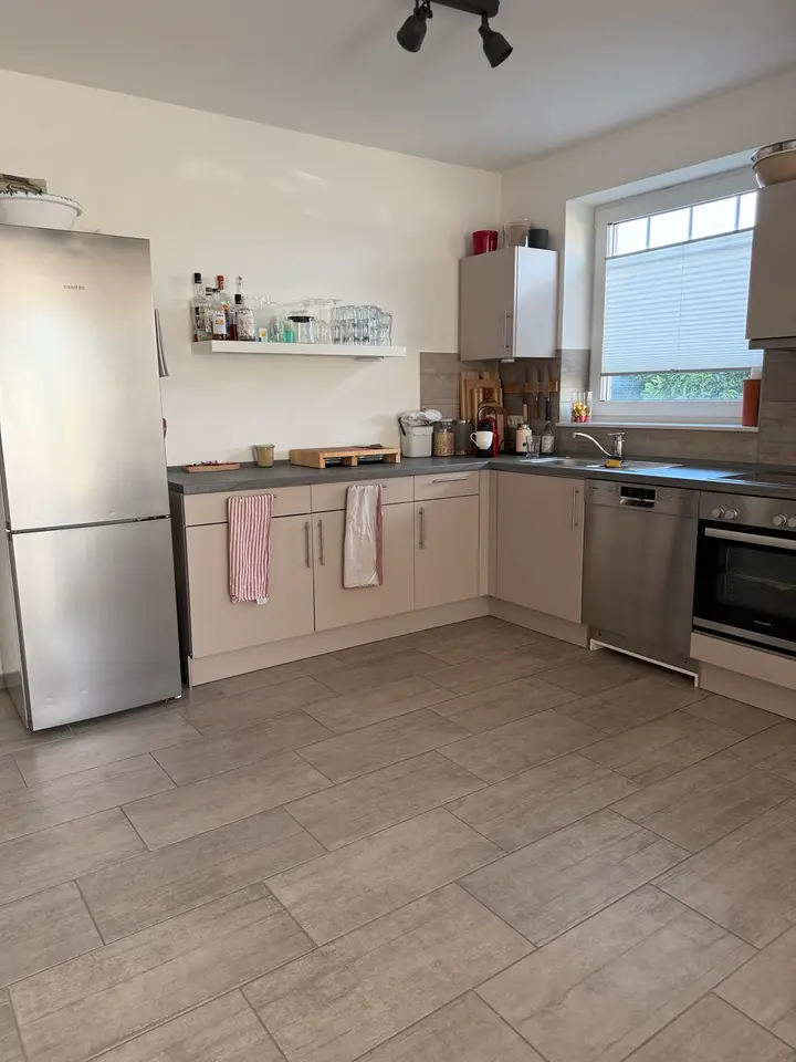 WG-Zimmer mit 120 m² in Lübeck – Bild 1