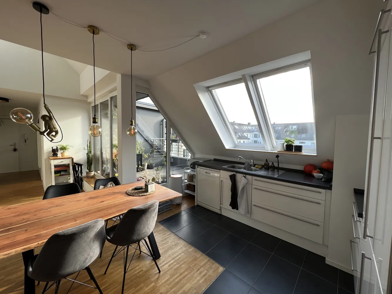 2 Zimmer Wohnung mit 79 m² in Hamburg – Bild 5