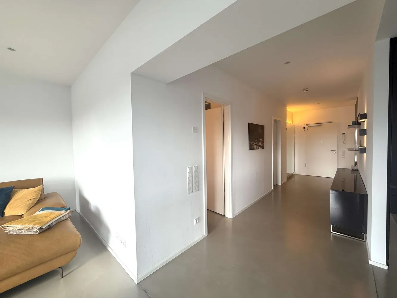 2 Zimmer Wohnung mit 133 m² in Köln – Bild 9