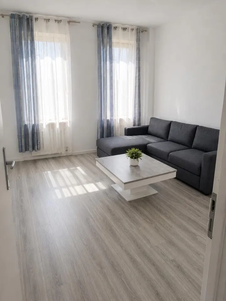 4 Zimmer Wohnung mit 102 m² in Zeitz – Bild 1
