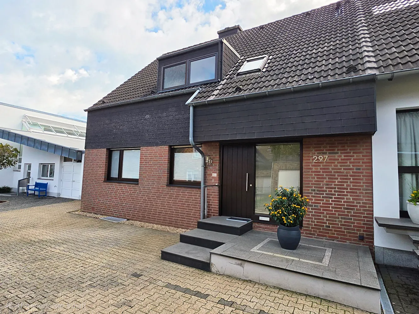 4 Zimmer Wohnung mit 126 m² in Mönchengladbach – Bild 5