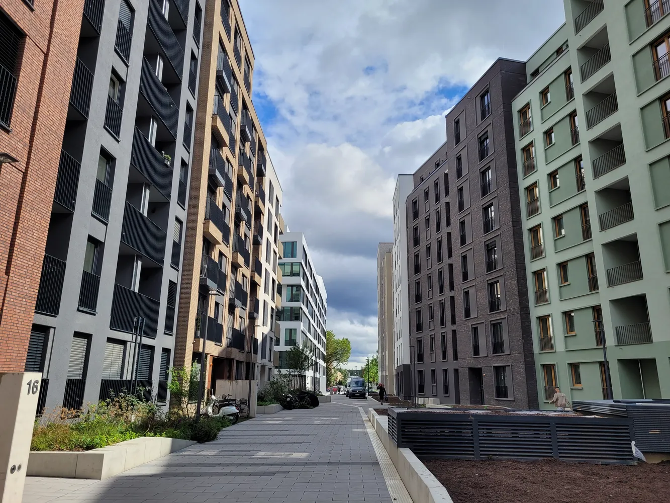1 Zimmer Wohnung mit 34 m² in Frankfurt am Main – Bild 3