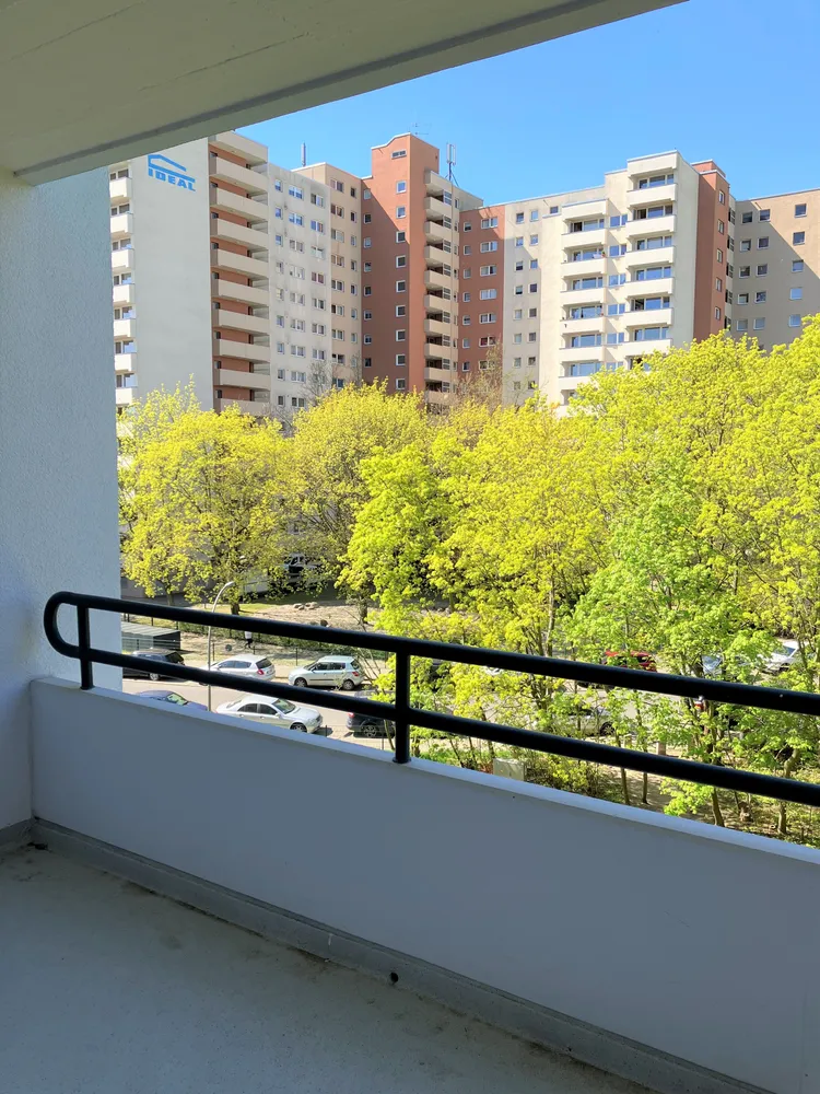 2 room apartment with 60 m² in Berlin – Photo 1
