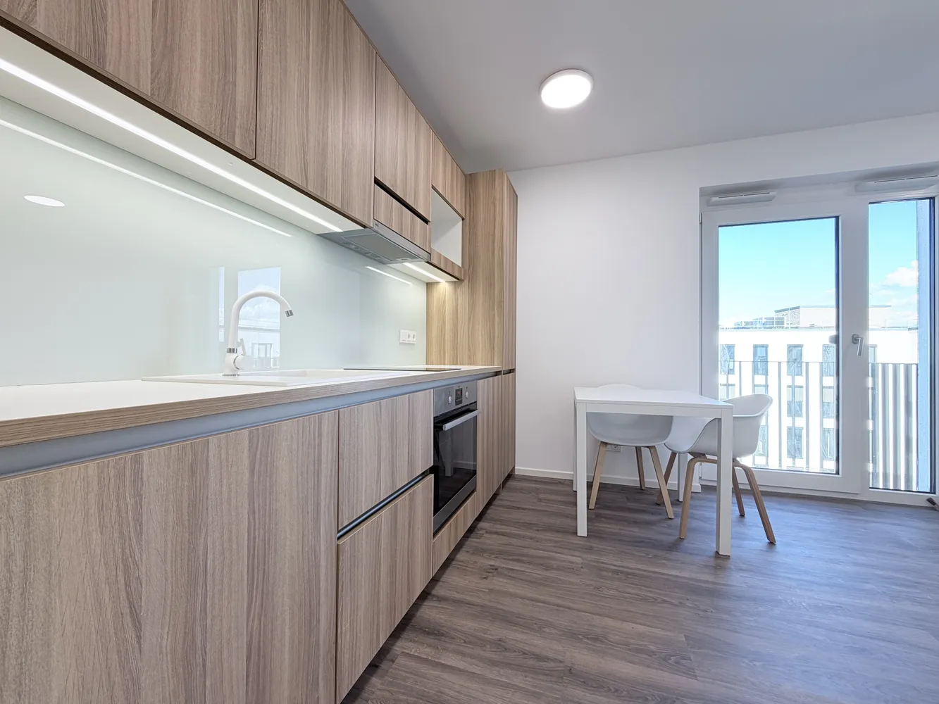 1 room apartment with 21 m² in Stuttgart – Photo 2