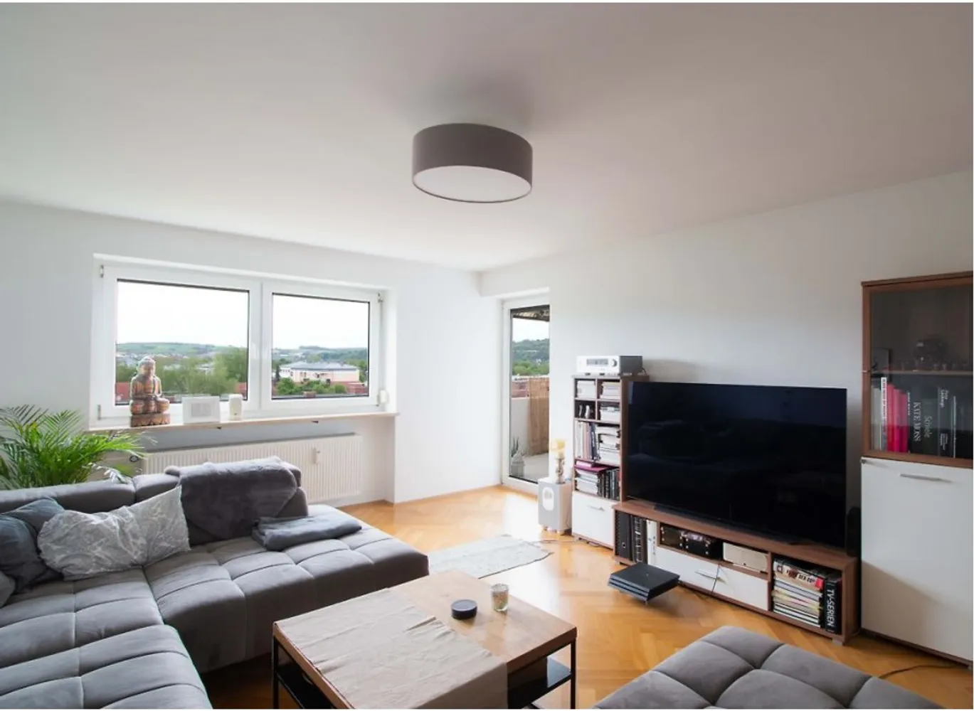 4 Zimmer Wohnung mit 97 m² in Regensburg – Bild 1