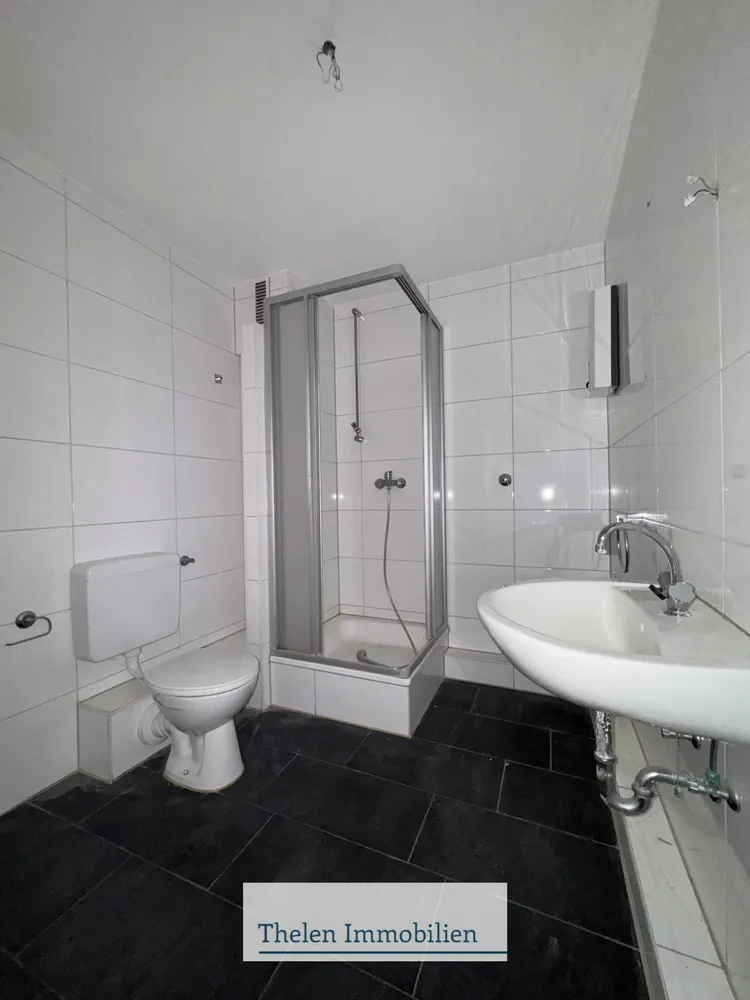 2 room apartment with 70 m² in Duisburg – Photo 8