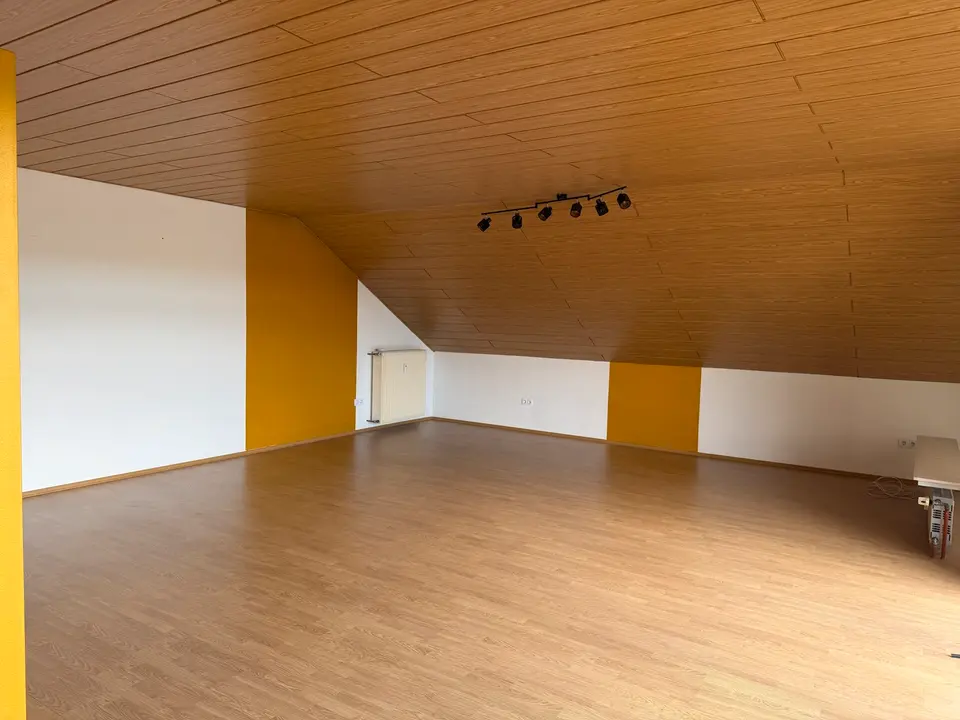 6 Zimmer Haus mit 155 m² in Saarbrücken – Bild 1