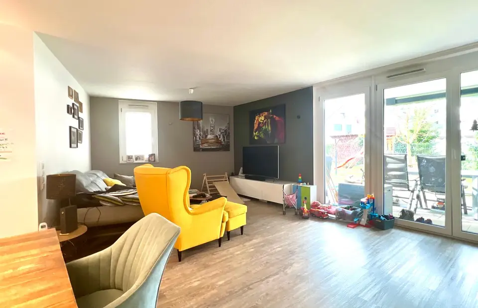 5 Zimmer Wohnung mit 110 m² in Nürtingen – Bild 2