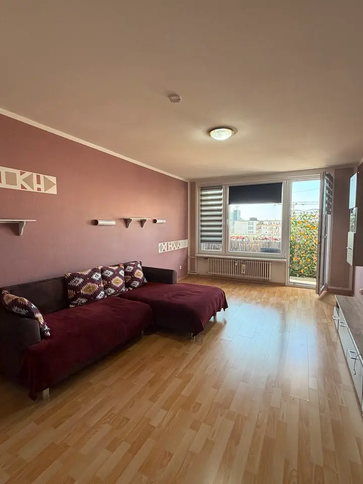 15 Zimmer Wohnung mit 38 m² in Sindelfingen – Bild 1