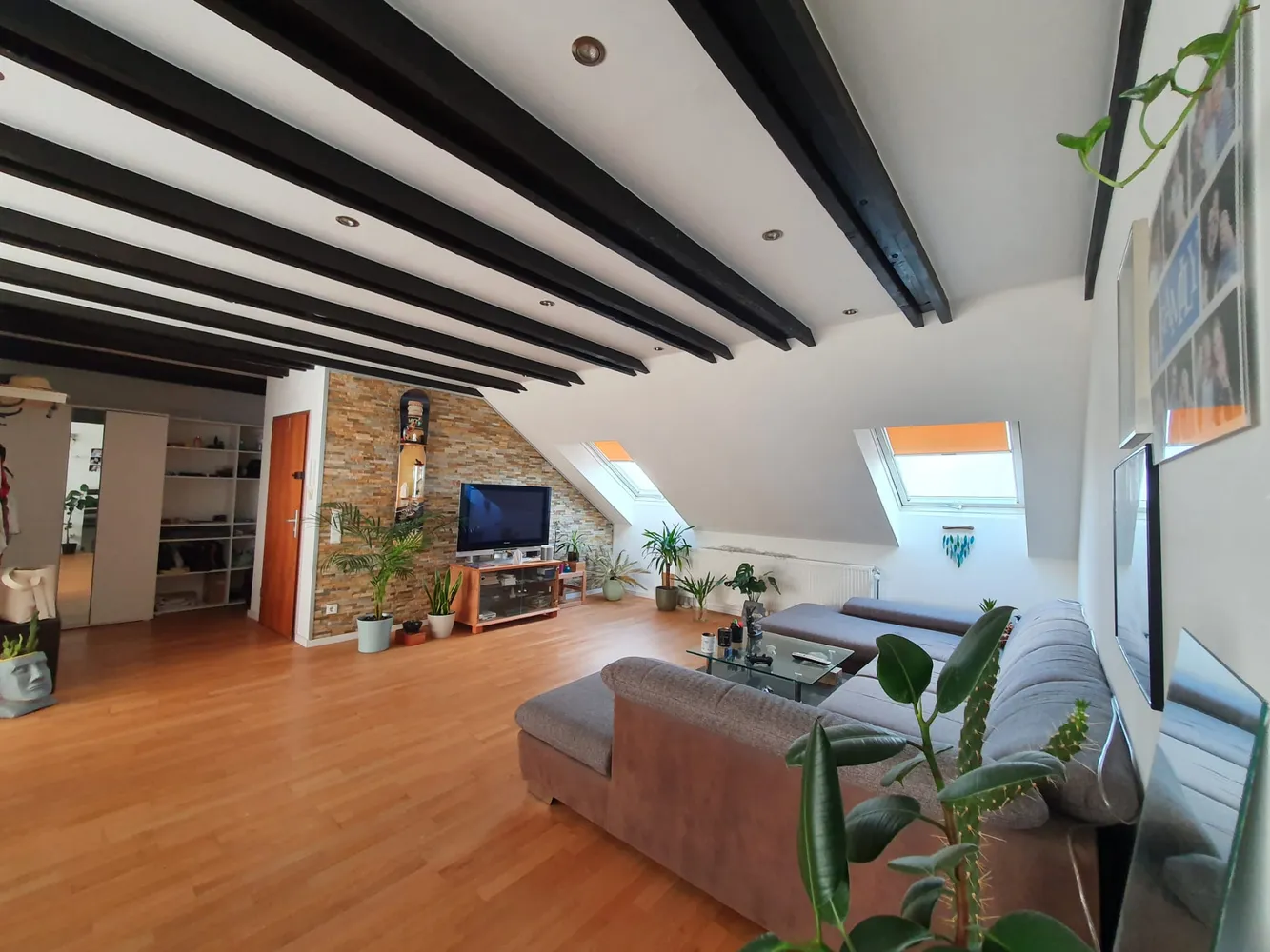 3 Zimmer Wohnung mit 88 m² in Saarbrücken – Bild 1