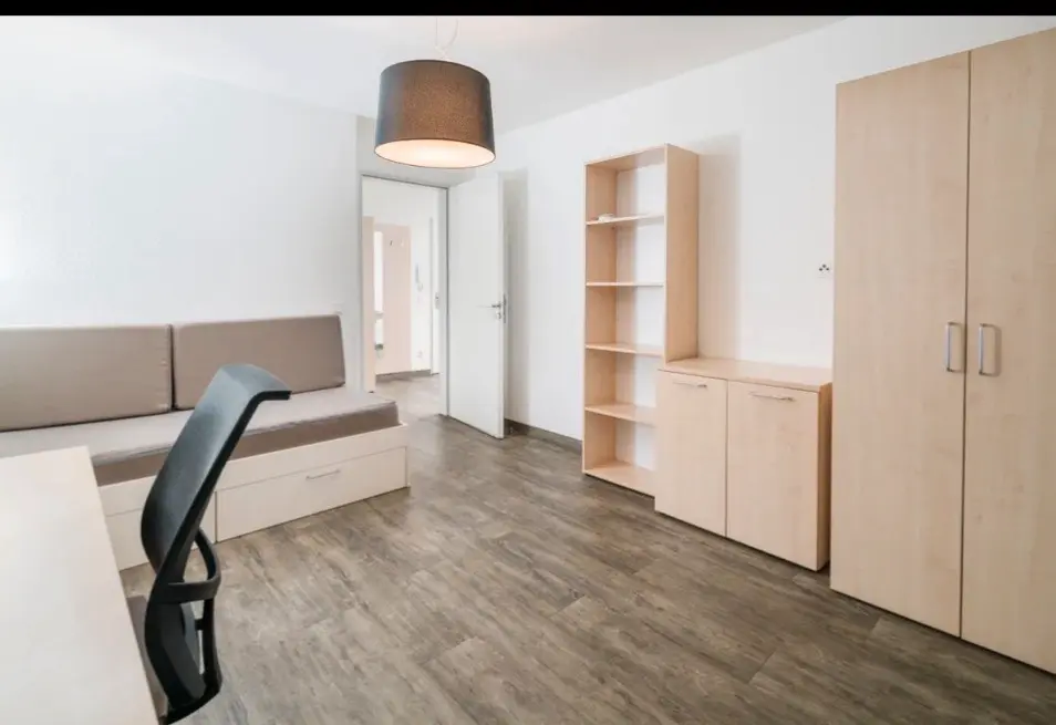 WG-Zimmer mit 20 m² in Düren – Bild 1