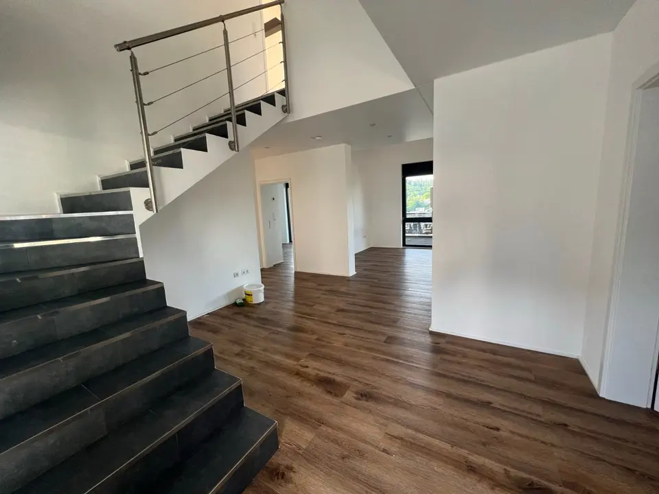 4 Zimmer Wohnung mit 175 m² in Siegen – Bild 5