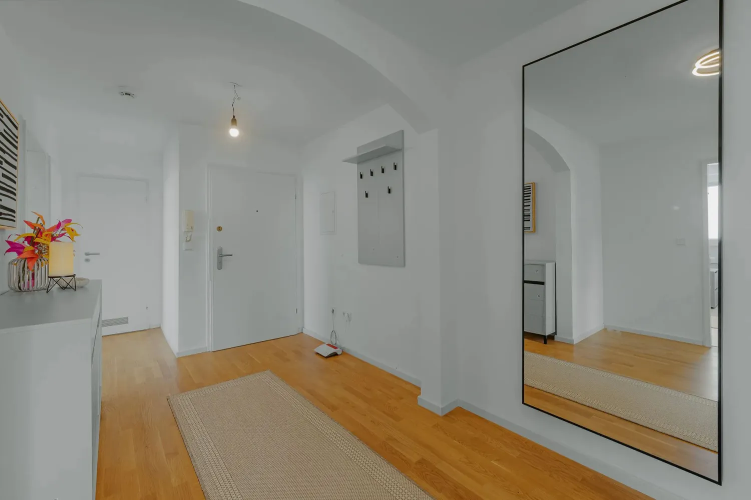 Shared room with 15 m² in Munich – Photo 4