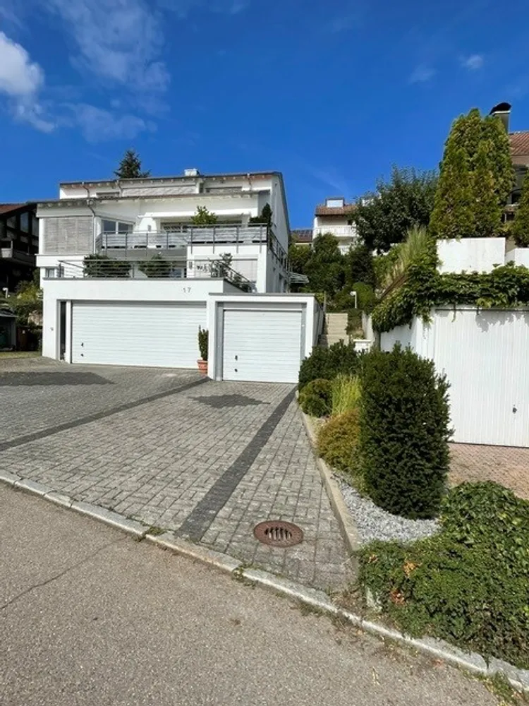 3 Zimmer Wohnung mit 115 m² in Nürtingen – Bild 2