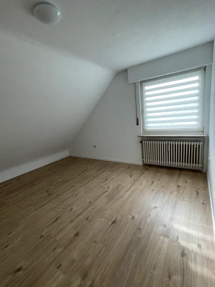 3 Zimmer Wohnung mit 72 m² in Bergisch Gladbach – Bild 4