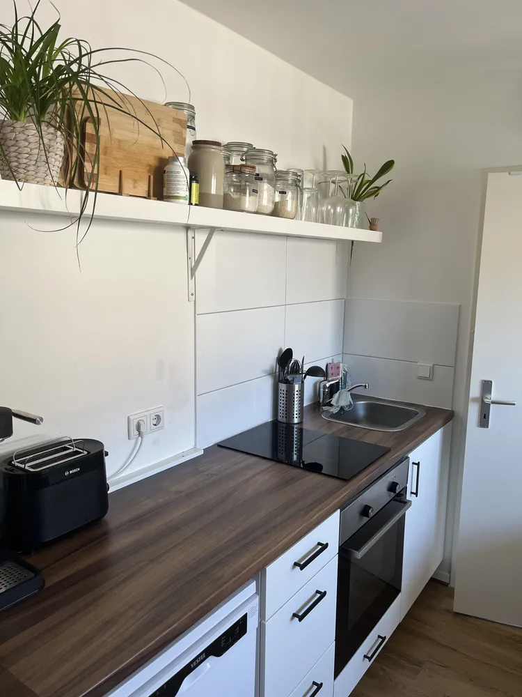 2 room apartment with 35 m² in Düsseldorf – Photo 3