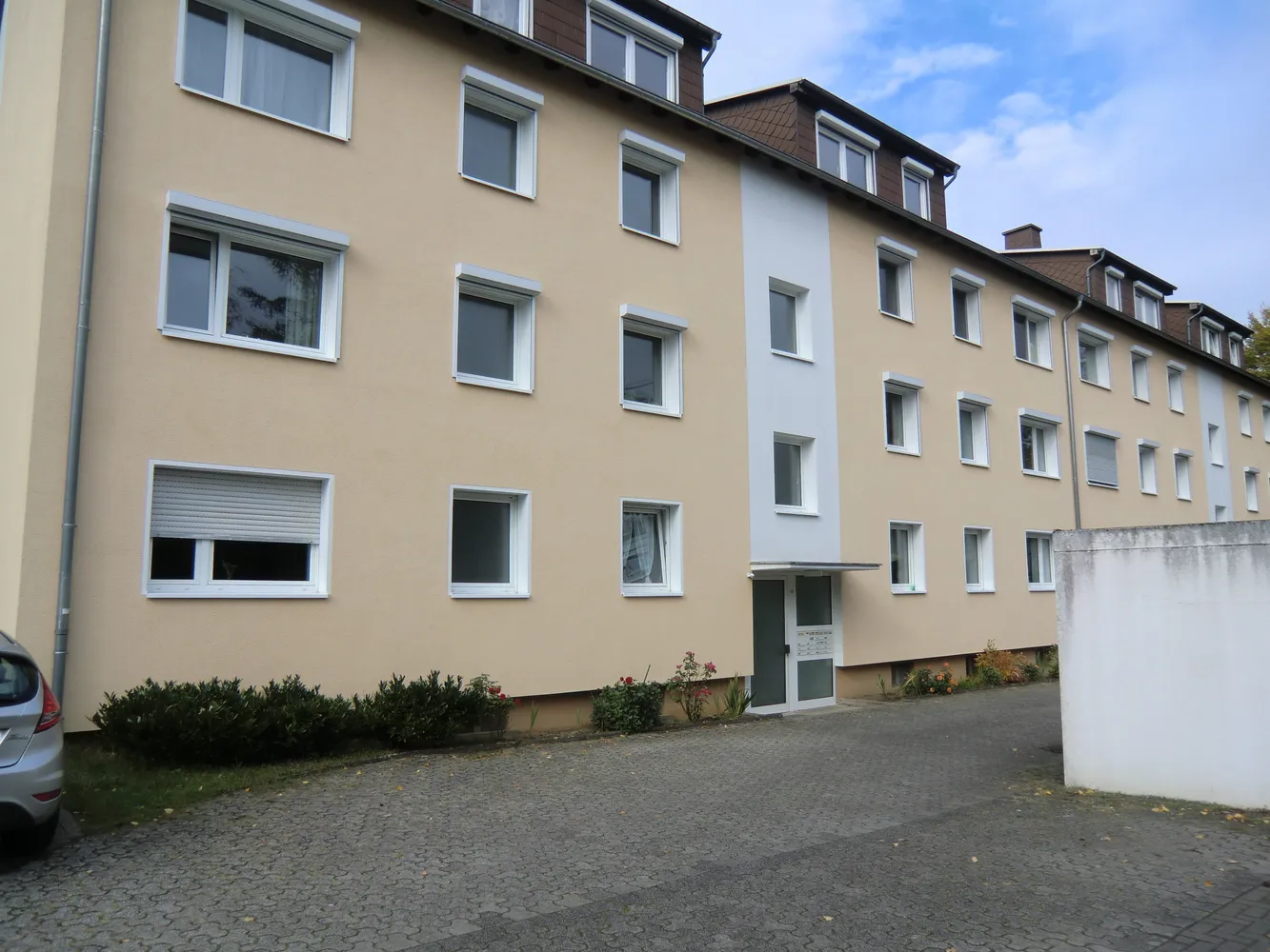 3 Zimmer Wohnung mit 70 m² in Wiesbaden – Bild 3