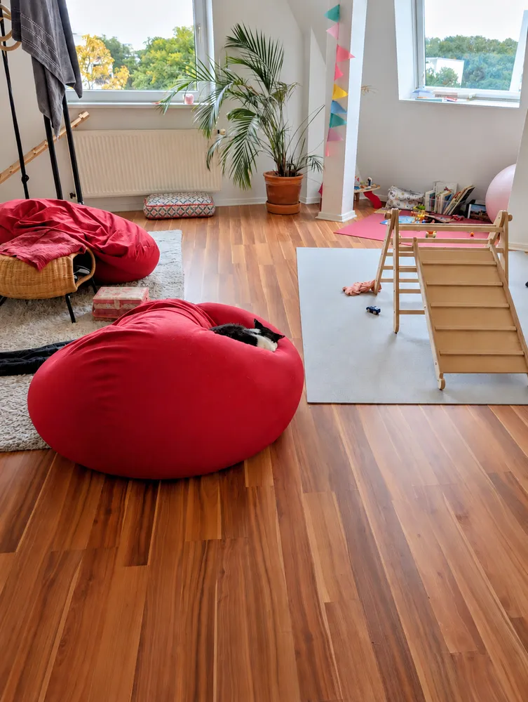 2 Zimmer Wohnung mit 110 m² in Berlin – Bild 2