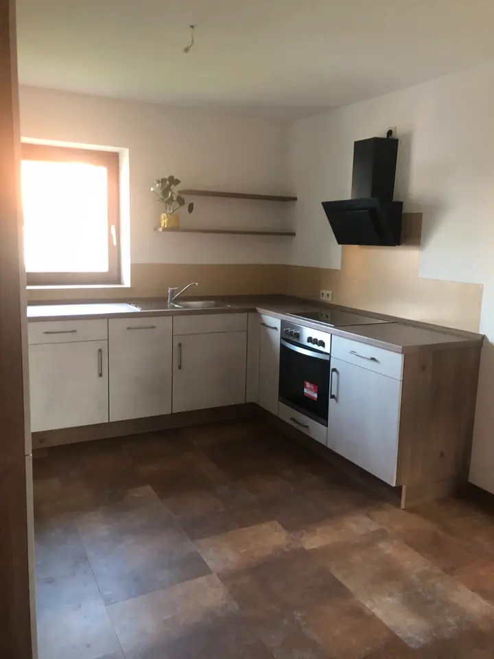 4 Zimmer Wohnung mit 80 m² in Karlsruhe – Bild 3