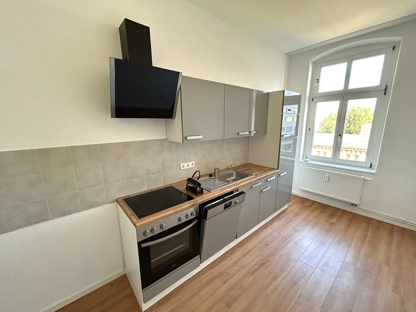 2 Zimmer Wohnung mit 65 m² in Magdeburg – Bild 2