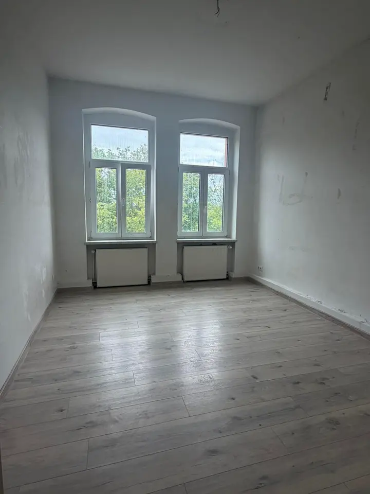 4 Zimmer Wohnung mit 82 m² in Weißenfels – Bild 1
