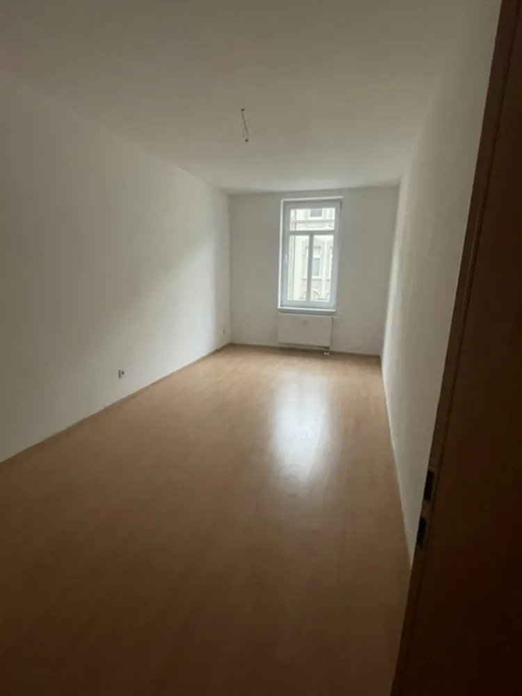 4 Zimmer Wohnung mit 86 m² in Weißenfels – Bild 9