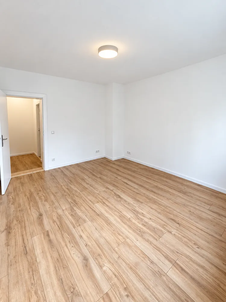 1 room apartment with 38 m² in Berlin – Photo 8