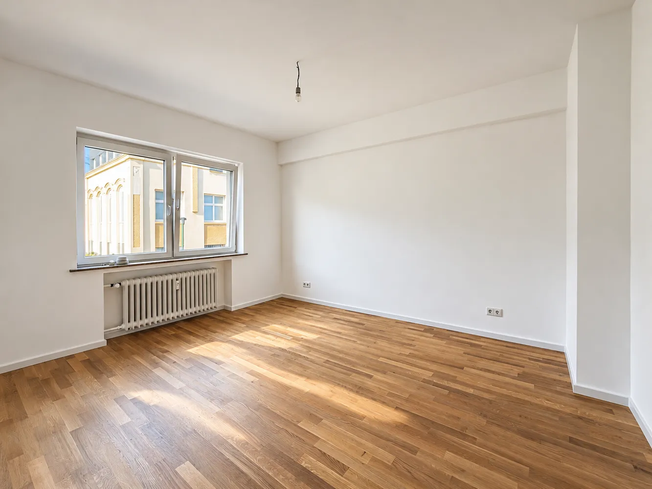 2 Zimmer Wohnung mit 60 m² in Düsseldorf – Bild 2