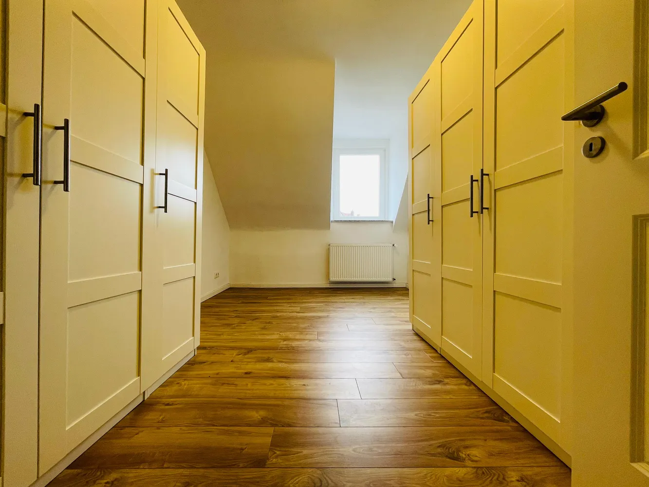 4 Zimmer Wohnung mit 110 m² in Kaiserslautern – Bild 2