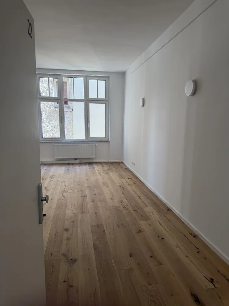 2 Zimmer Wohnung mit 60 m² in Stuttgart – Bild 2