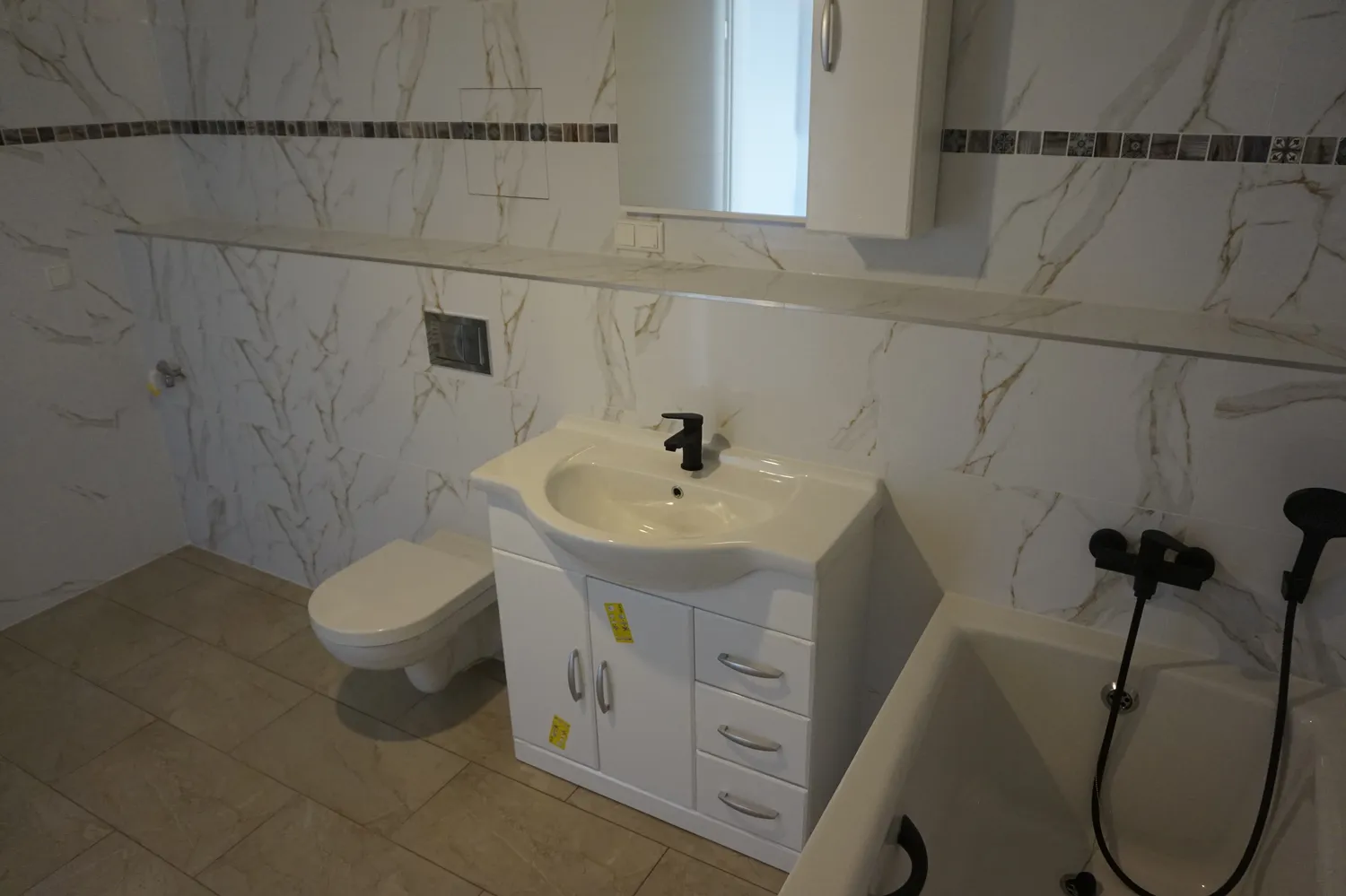 2 room apartment with 76 m² in Berlin – Photo 5