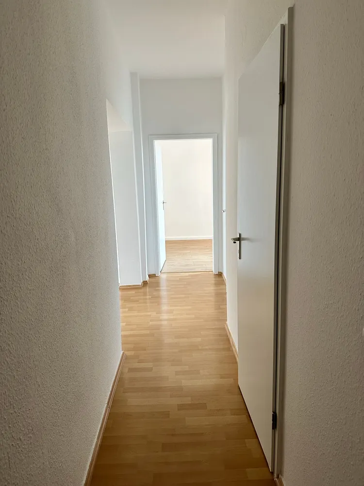 2 Zimmer Wohnung mit 63 m² in Magdeburg – Bild 2