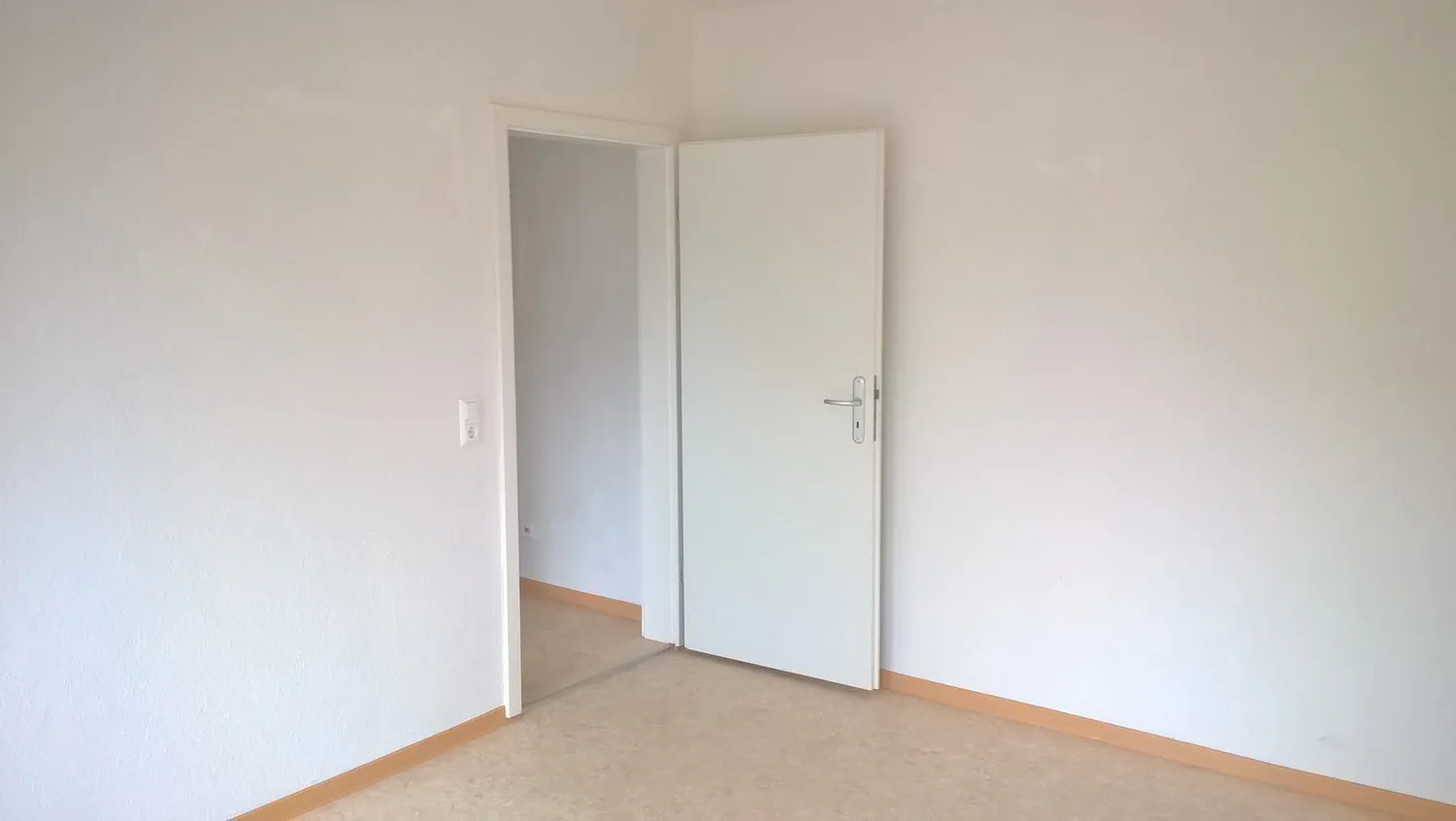 1 Zimmer Wohnung mit 35 m² in Bitterfeld-Wolfen – Bild 3