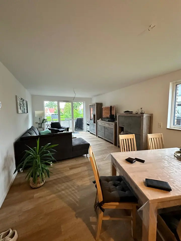 3 Zimmer Wohnung mit 90 m² in Stade – Bild 1