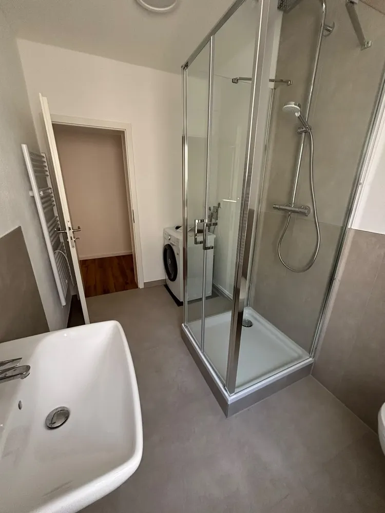 4 Zimmer Wohnung mit 12 m² in Augsburg – Bild 1